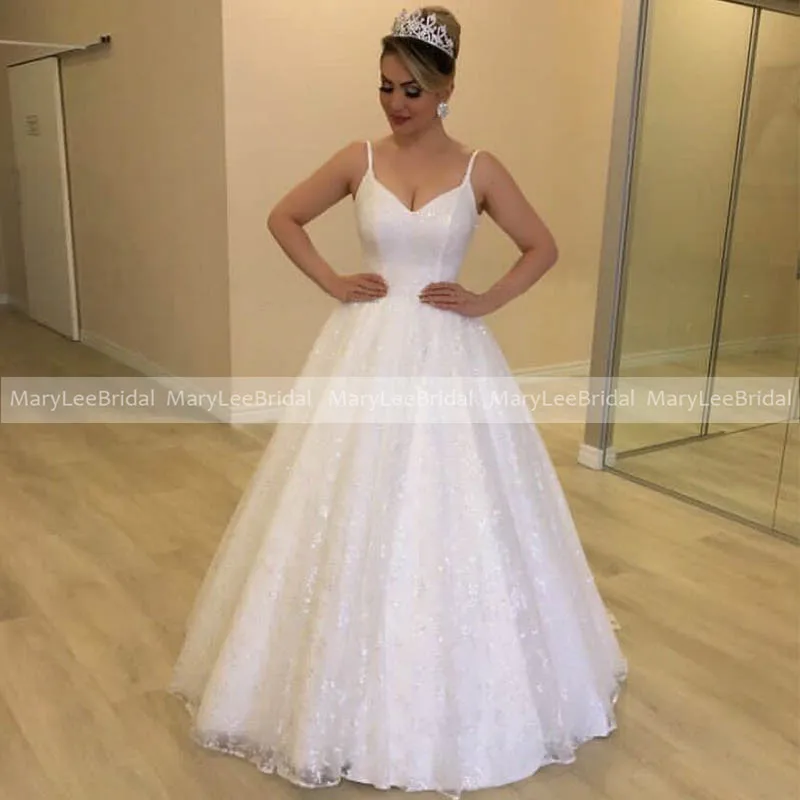 

Exquisite Sparkly Lace Wedding Dress V-Neck Spaghetti Straps Backless Israel Bridal Gown Ball Gown Sweep Train Vestido Noiva