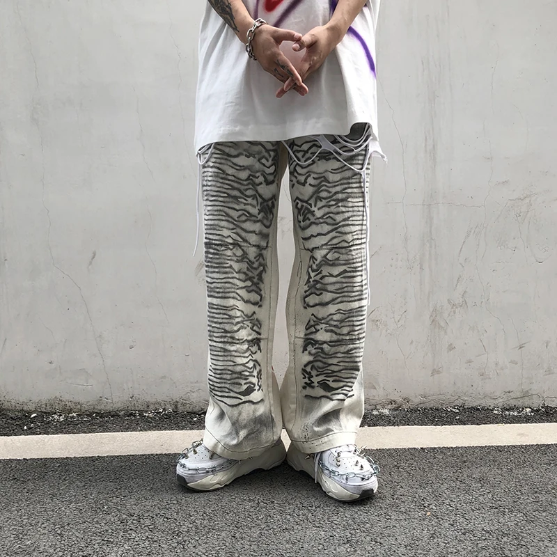 Джинсы дымчатые мужские с граффити уличная одежда брюки старого грязного цвета