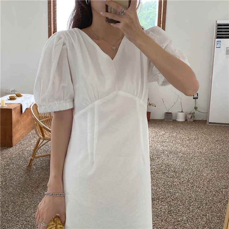 

Korean Chic French Minority A- line Dress Scheming V-neck Waist-Controlled Slimming Plaid Retro Puff Short Sleeve Dress