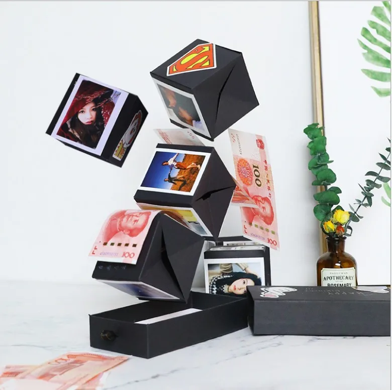 

Bounce box photo album DIY handmade photo custom surprise birthday gift explosion gift box