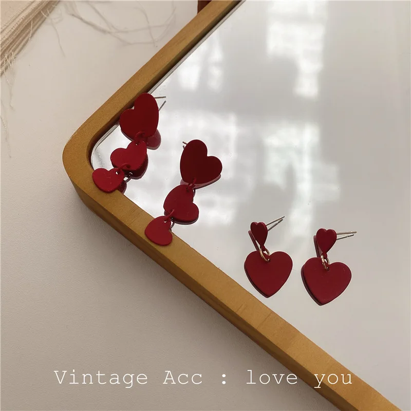 

2021 New Vintage Women's Red Heart Dangle Earrings Fashionable Big Statements Party Jewelries Gift Dropshipping