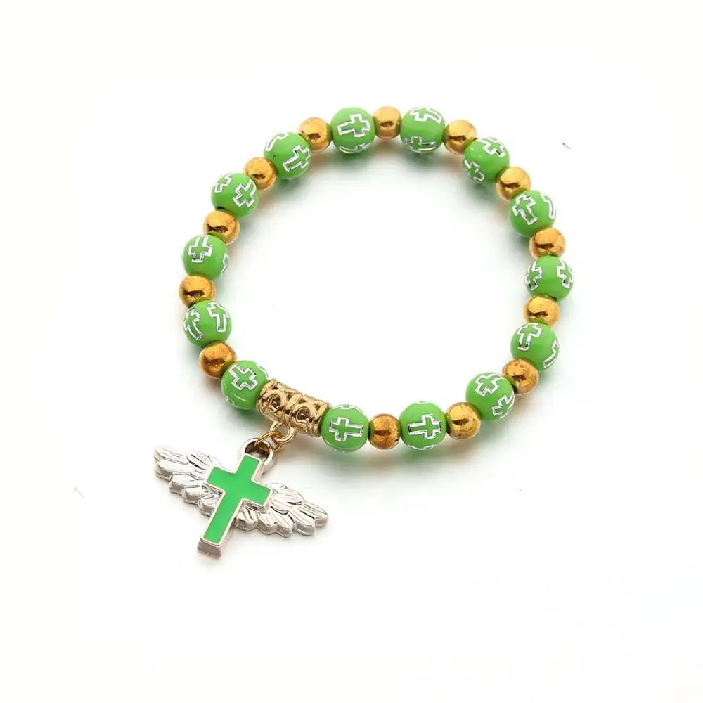 12 штук Браслет с крестом и ангельским крылом в качестве приятного сюрприза на крещение для мальчика и девочки. Handmade акриловые бусины на нем.