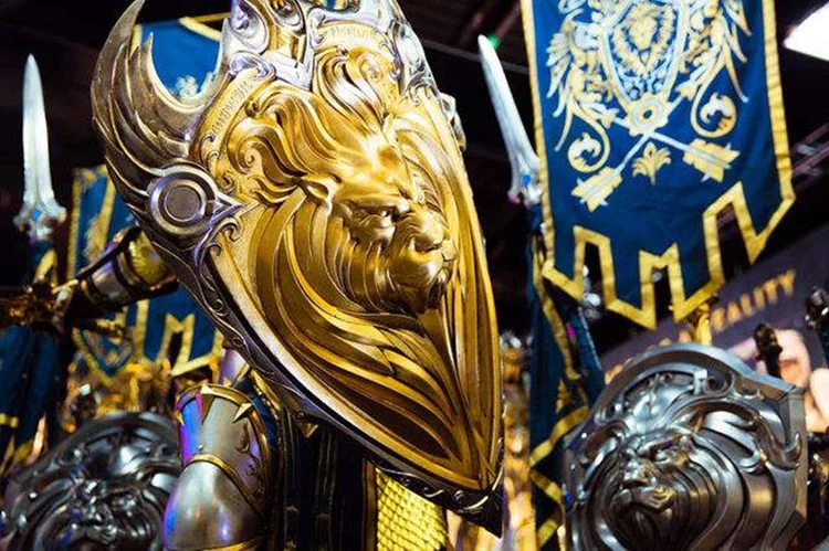 [Забавный] Масштаб 1:1 61 см имитация вау Кинг ллана щит льва Смола модель оружия