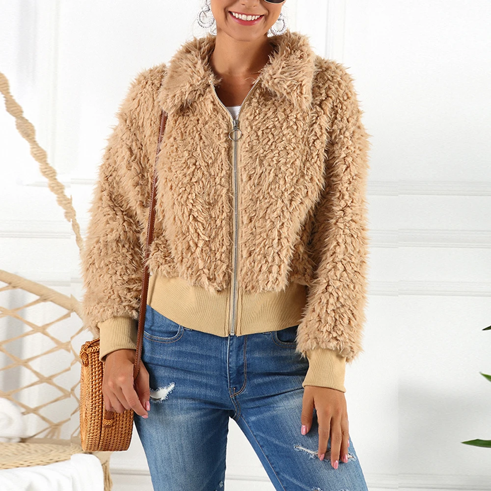 Женская утепленная куртка из овечьей шерсти на молнии с отложным