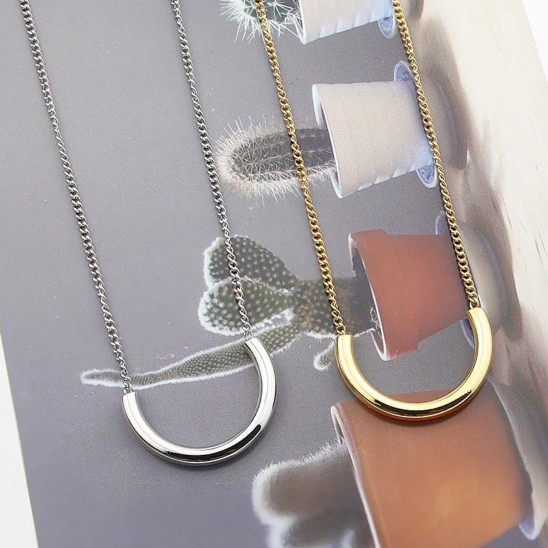 Новое модное высокое качество маленькое свежее U-образное ожерелье с подвеской