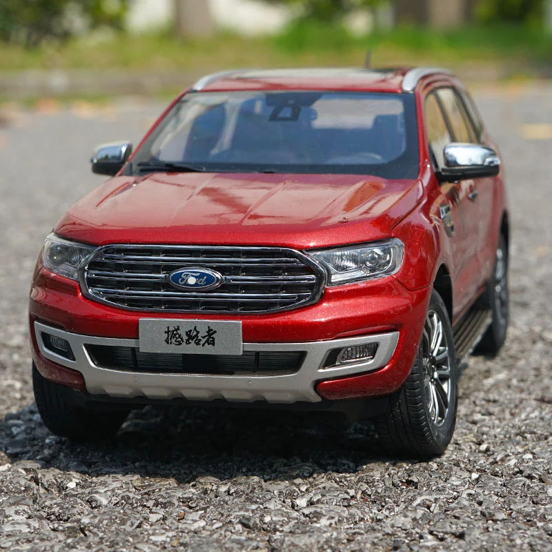 

Модель игрушечного внедорожника Ford-Off-Road 1/18 масштаб 2019, металлическая Коллекционная модель автомобиля под давлением, модель для украшения, ...