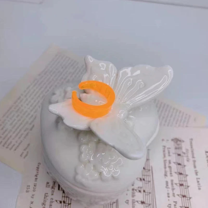 

2021 New Fashion Candy Color Open Resin Ring Women's Creative Resin Geometric Round Ring Ring Party Fashion Accessories