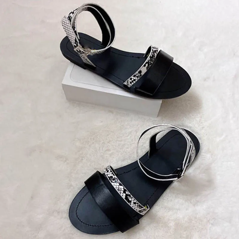 

LITTHING 2021 Sandals Women Summer Flat Sanke Casual Big Size Handmade Women's Beach Gold Ankle Buckle Shoes Ladies Footwear