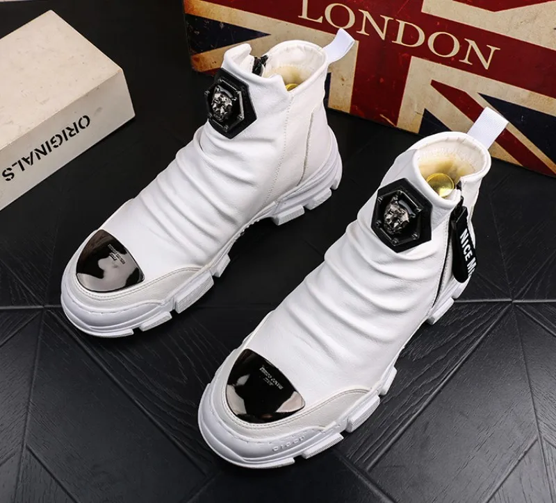 

New black gold madman lion casual shoes, masculine men's casual shoes absorb youth soft shoes of high quality v45