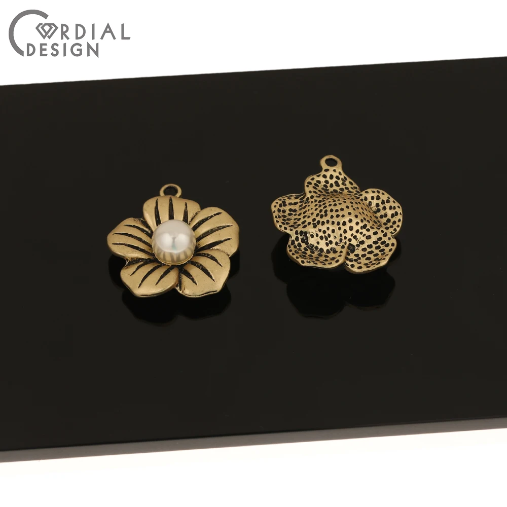 

Cordial Design 50Pcs 23*27MM Jewelry Accessories/Charms/Flower Shape/Antique Gold/Imitation Pearl/Jewelry Findings & Components