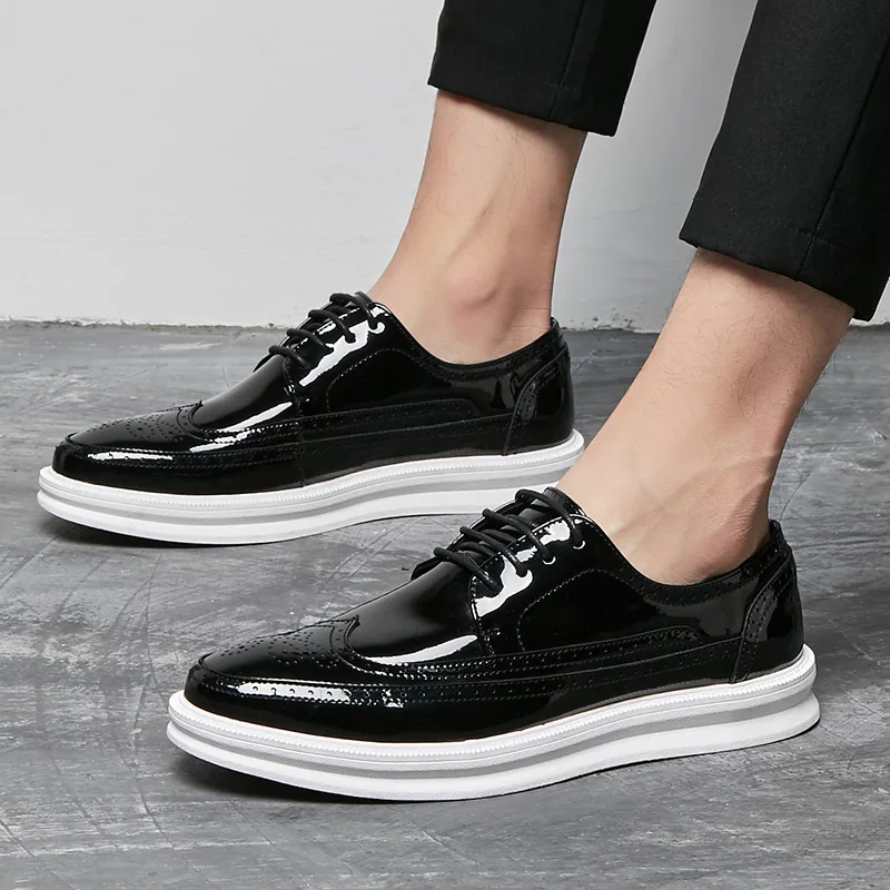 

men luxury fashion wedding party dress patent leather brogue shoes flats bullock shoe black white oxfords sneakers chaussure man
