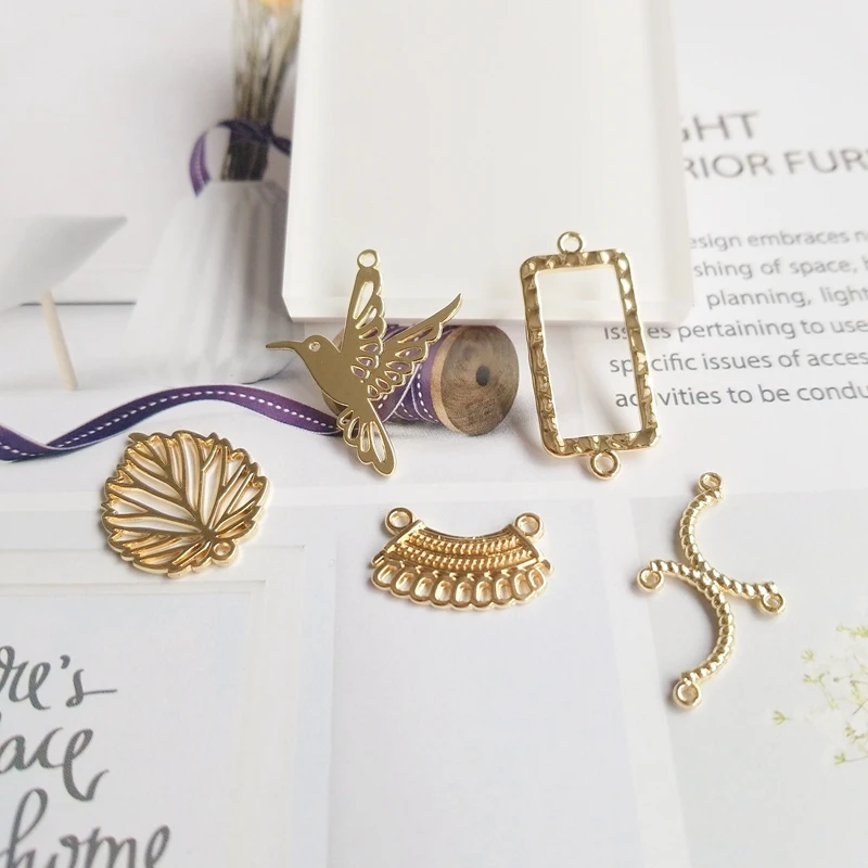 Аксессуары из сплава с цветным удержанием подвеска в форме листа птицы