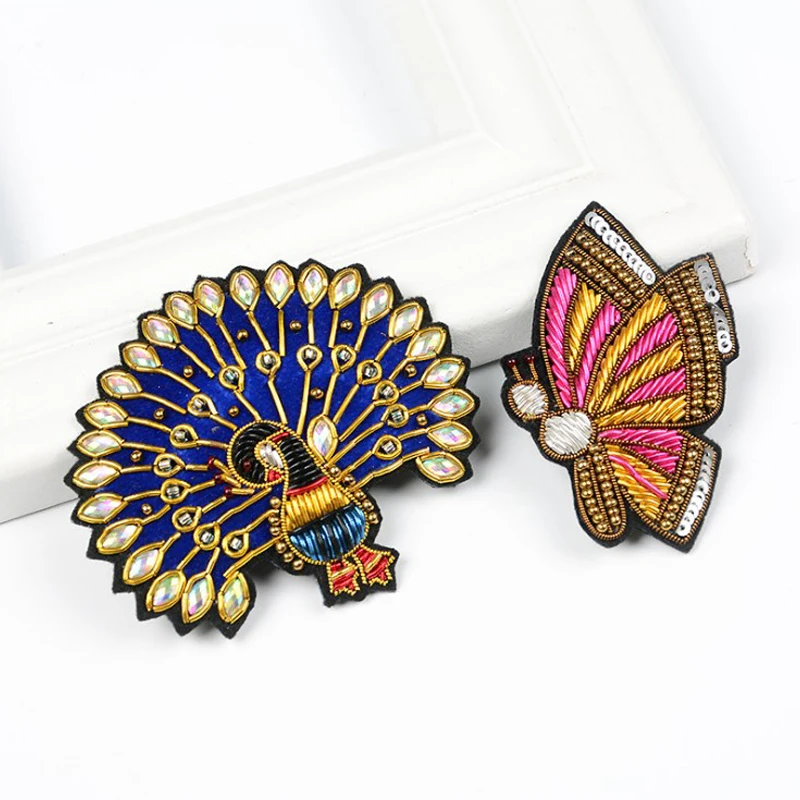 

High-End Indian Silk Hand-Embroidered Badegs Corsage Butterfly Peacock Brooch Female Love Jewelry Badge Accessory Pin Patches