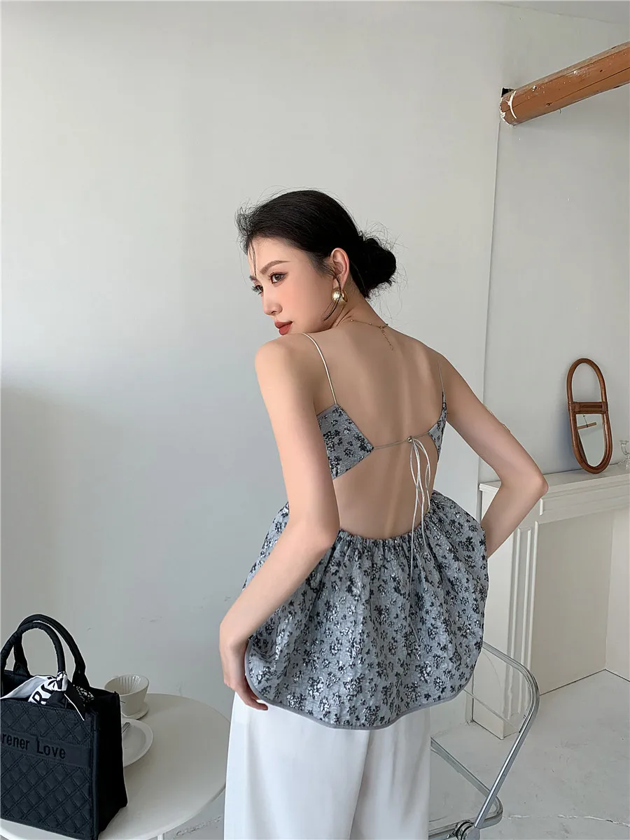Summer ladies knitted jacquard off-shoulder top sexy camisole vest 2021New ladies fashion party pleated halter top pullover bra