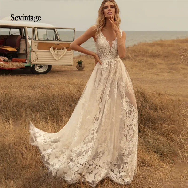

Sevintage Newest Deep V Neck Boho Wedding Dresses Country Lace Appliqued Backless Bridal Gown Sweep Train Robe De Mariée 2020