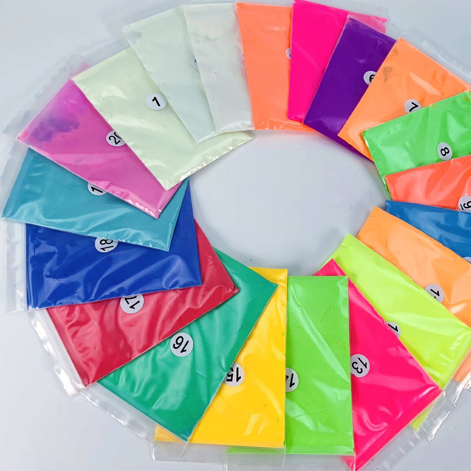 epoxi resin mica powder glow in the dark Luminous Resin Dye Powder Pigment for Epoxy Resin Paint Dye for DIY Slime Candle Making