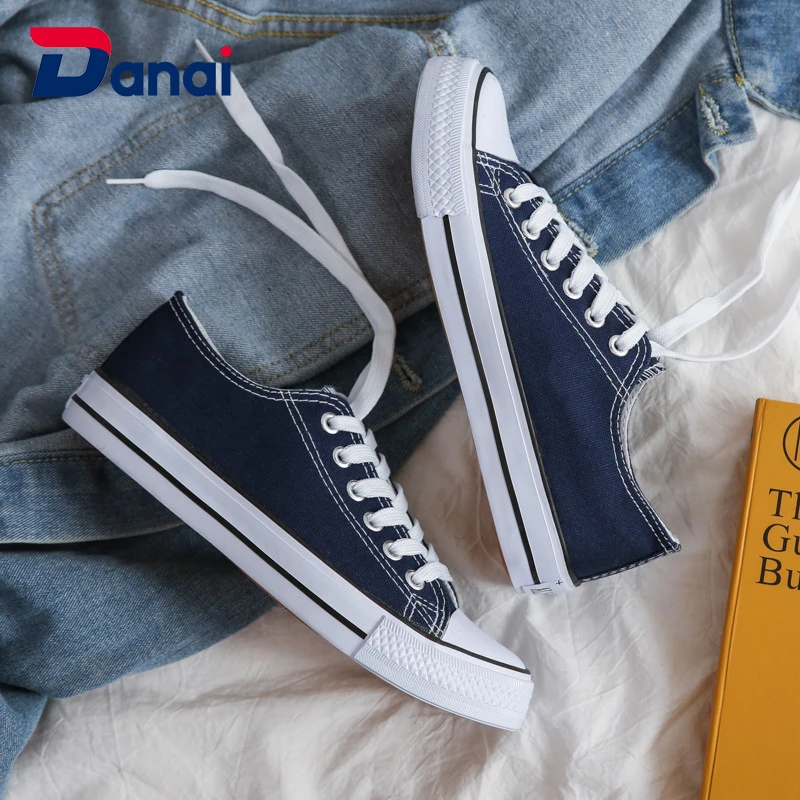 

Danai Classic Men Canvas Shoes Fashion Solid Cheap Men Vulcanized Shoes Low High Upper Lace-up Casual Shoes Men Sneakers Male