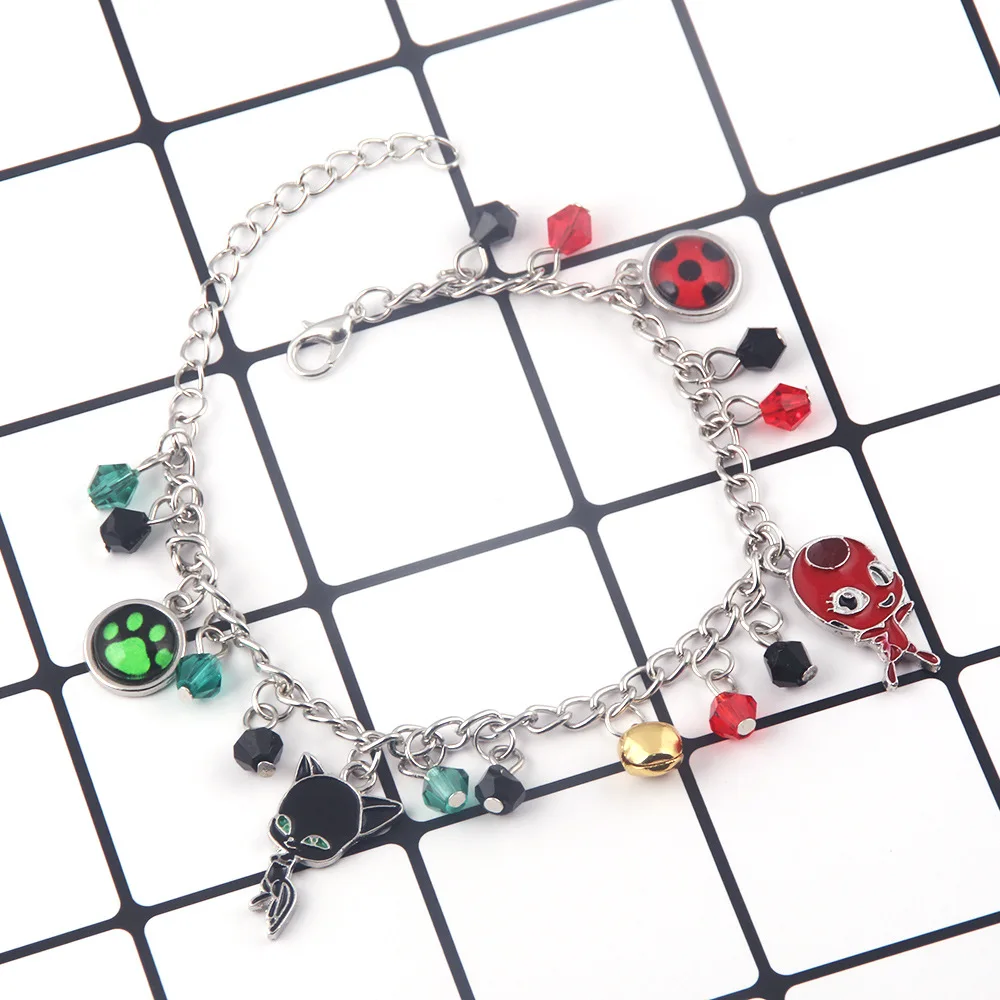 Модный браслет с подвесками Божья коровка Черный кот зеленая лапа колокольчик