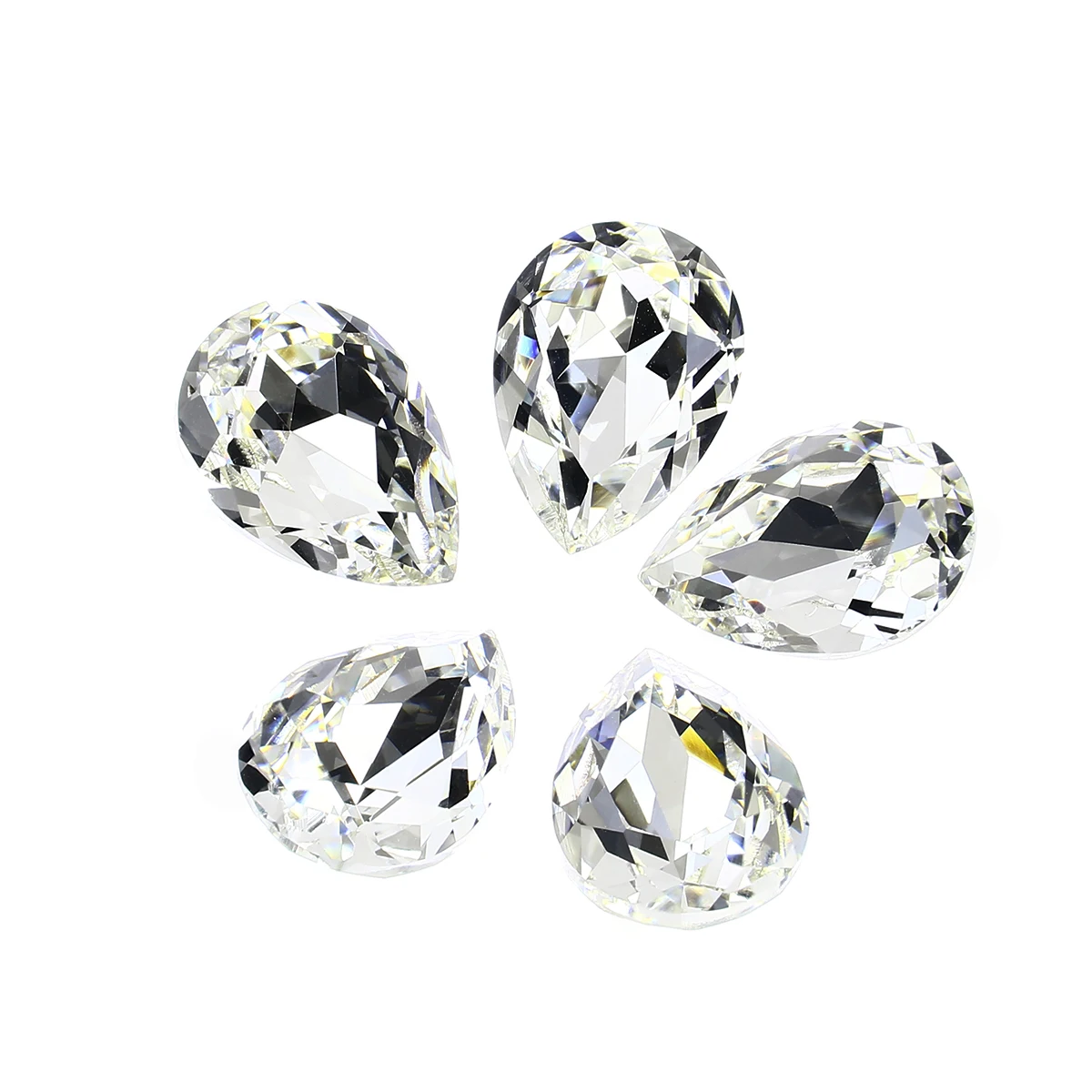 Стразы стеклянные в форме капли с кристаллами 50 шт. |