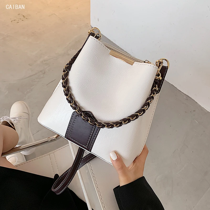 

chain Tote Bucket bag 2021 Fashion New High quality PU Leather Women's Designer Handbag Travel Shoulder Messenger Bag