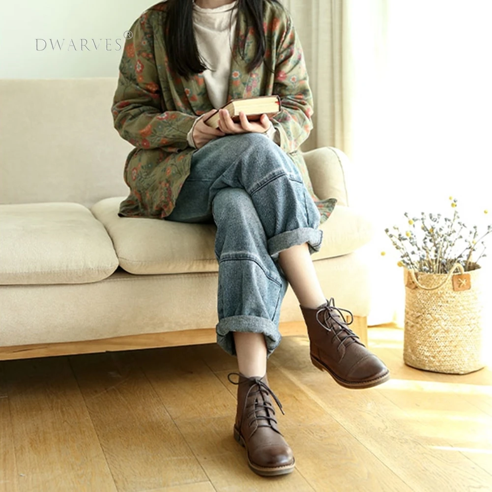 

Retro Leather Women'S Martin Boots Handmade Lace-Up Round Toe Flat Ankle Booties Black/Grey