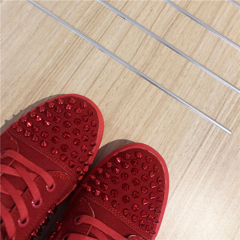 Женские высокие кроссовки с блестками и заклепками со шнуровкой высоким верхом