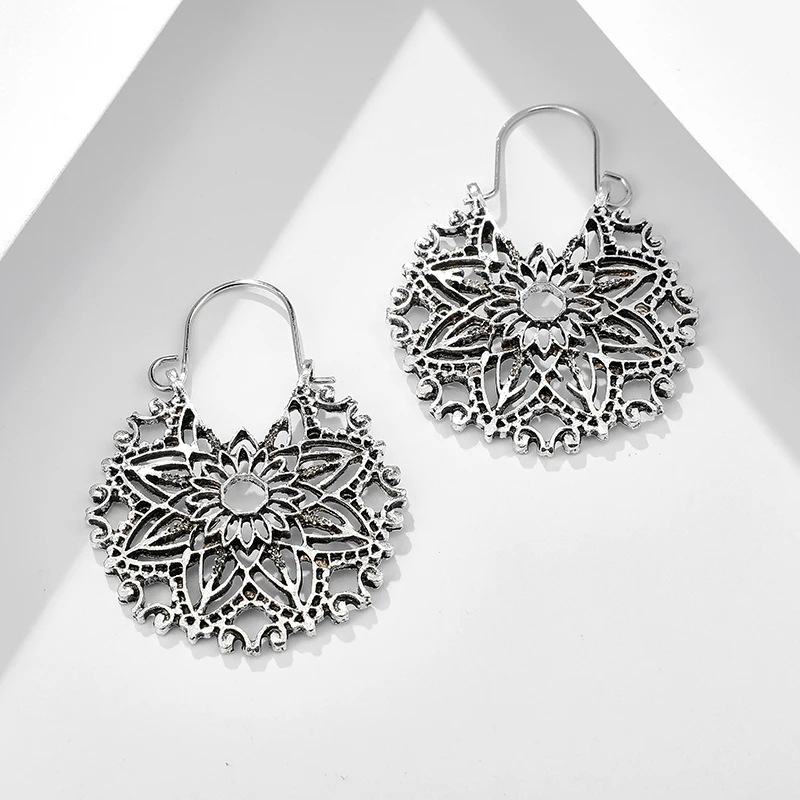 Docona Ретро Мандала Цветок Висячие серьги для женщин полые геометрические