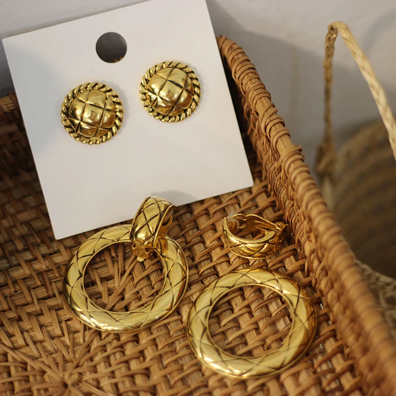 GHIDBK Нежные текстурированные Винтажные серьги гвоздики в форме Рожков винтажная