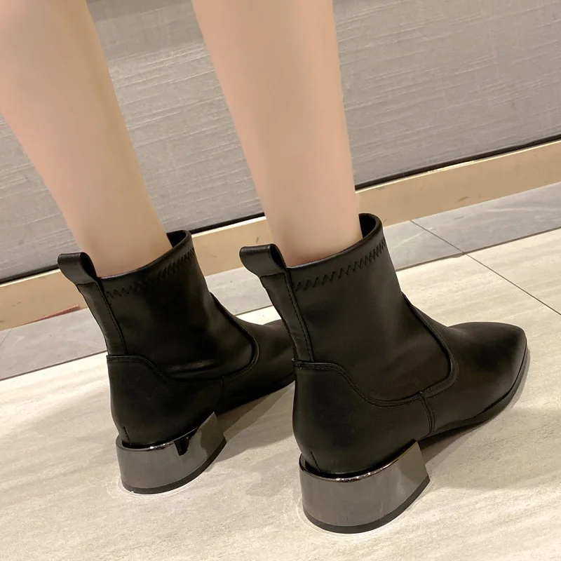 Высококачественные женские ботинки с острым носком кожаные популярные весенние