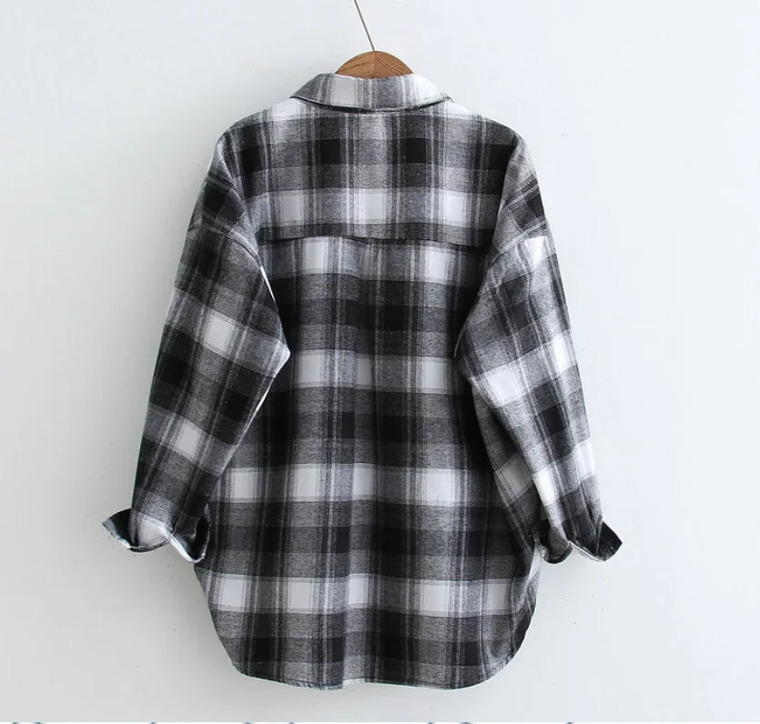 

Women's blouse refuses lapel spring shirt plaid wild BF batwing sleeves 2021 new loose Harajuku chic shirt tops
