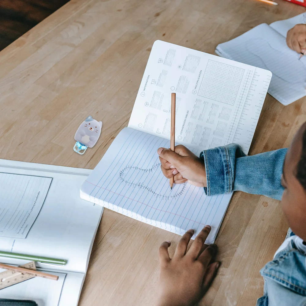 

1pc Lovely Animal Shape Correction Tape Creative Amendment Tape Office Supplies