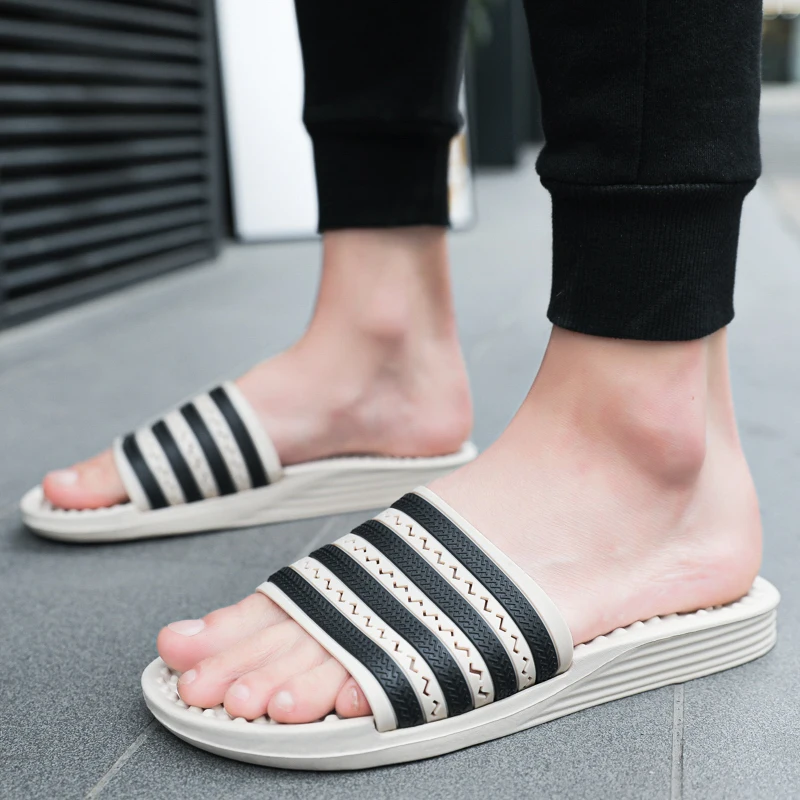 

Sandals Men High Quality Slippers Breathable Brand Sandy Beach Outdoor Light New 2021 Flip Flop Shoes Men's Summer Designer
