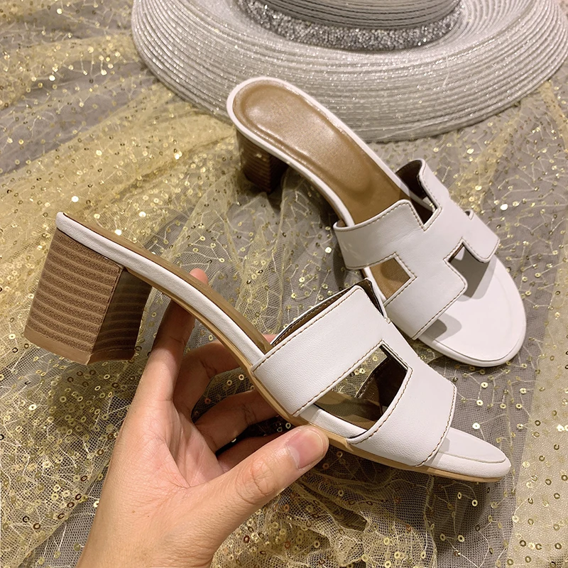 Сандалии женские кожаные на толстом каблуке роскошные дизайнерские уличные