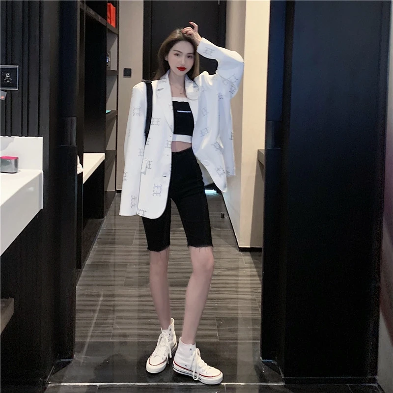 

red Korean design sense small number of reflective white suit women's autumn winter coat casual suit coat is loose