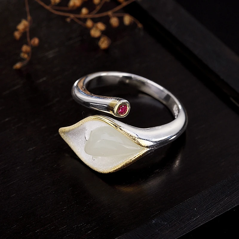 Женское кольцо из натурального нефрита регулируемое в винтажном стиле |