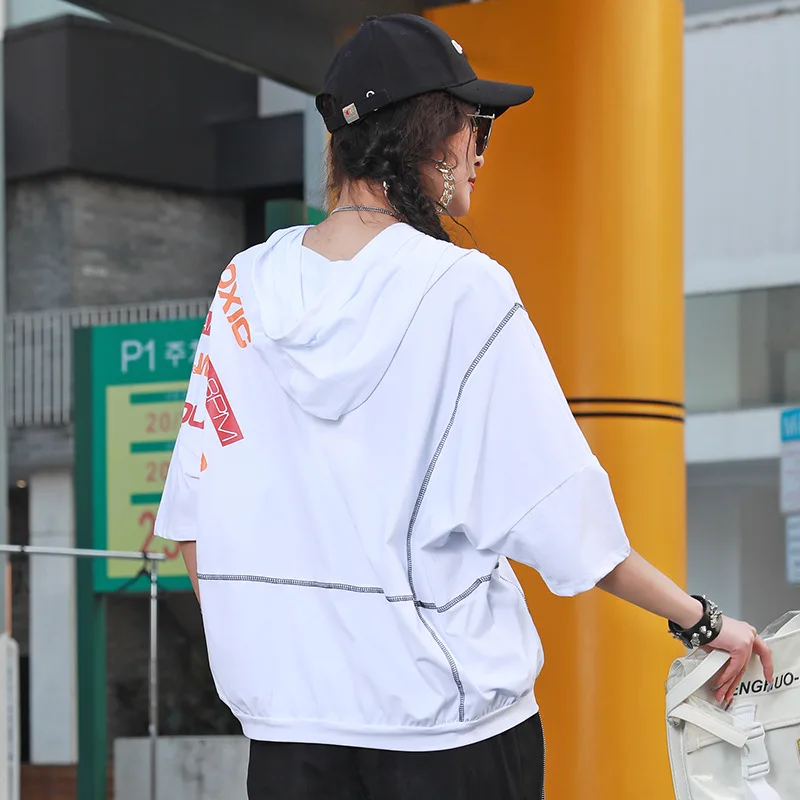 

SOUL OF TIGER 2021 Spring Style Womens Printed Hooded Sweatshirt Ladies Loose Fitness Hoodies Girls Casual Clothing Plus Size