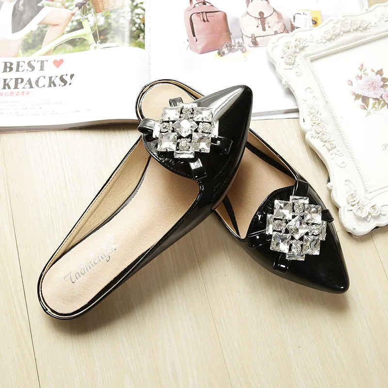 

Flat Anti-slip Closed-toe Slippers Women's Man-made Diamond Fertilizer Wide Slipper Large Size WOMEN'S Slippers