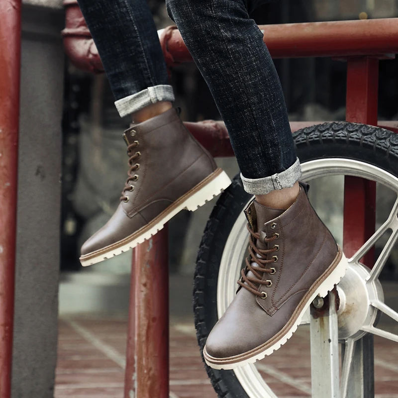 

Casual Man Shoes Zapatillas Casual Hombre 2020 New Men Shoes Breathable Fashion Leather Man Sneaker Causal For Sport Sneakers