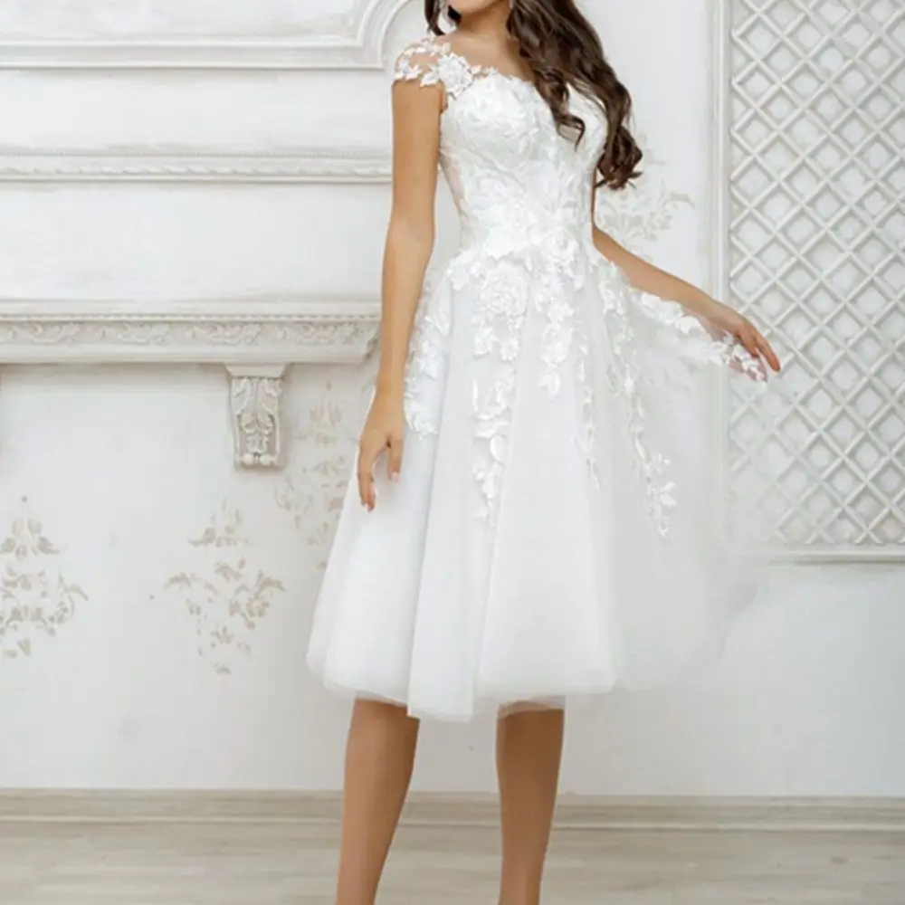 

Short Wedding Dresses 2021 White For Women Cap Sleeve Lace Appliques Boho Bridal Dress Princess Cute Robe De Mariée Illusion