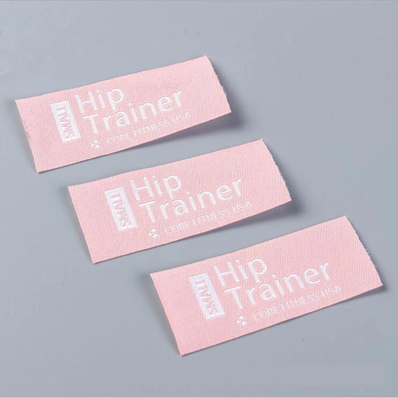 Индивидуальные печатные фирменные/тканые этикетки с логотипом основные