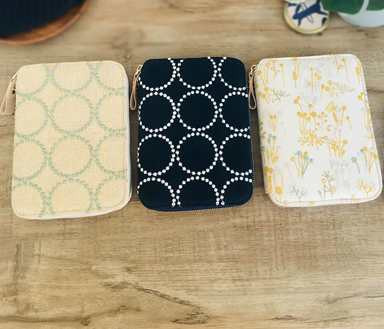 

2021 New Japanese Fashion Hand Made High Quality Cloth Zipper Bag Style Journal Cover For Standard A6 Fitted Paper Book