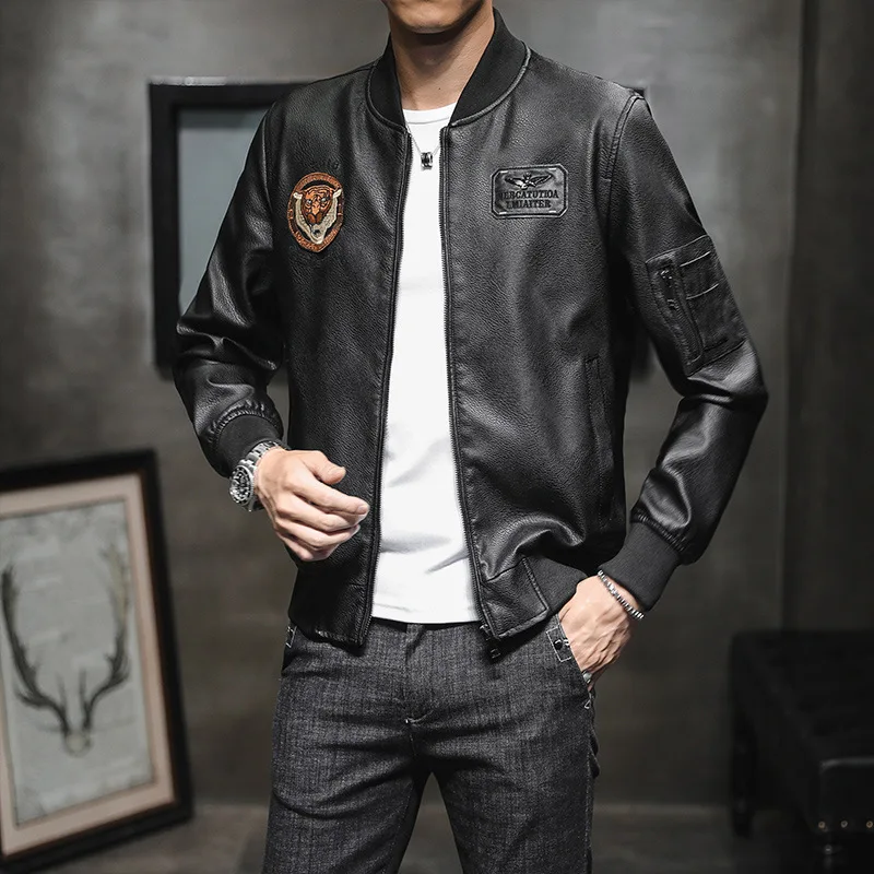Мужская кожаная куртка бомбер с вышивкой дизайнерская мотоциклетная из