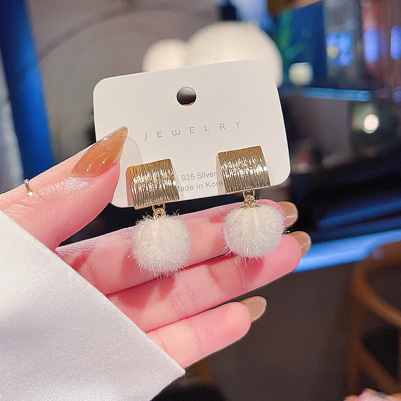 

Cute Fur Ball Stud Earrings Vintage Simple Unique Designer Earrings Gold Color Trendy Statement Earrings Accessories For Women