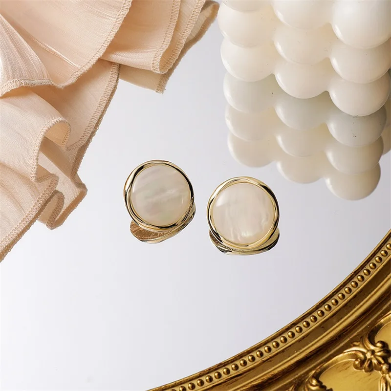 Большие серьги в Корейском стиле с круглыми пуговицами красные ретро