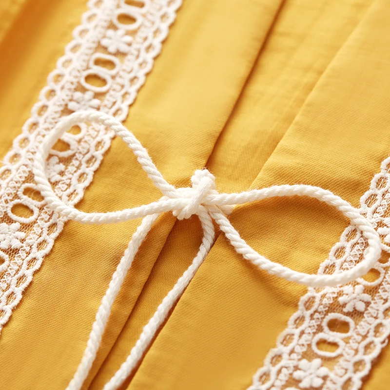 

ARTKA 2020 Spring Summer New Women Blouse Coat Vintage Embroidery Indie Folk Long Shirt Loose Open Stitch Long Blouse WA20200C