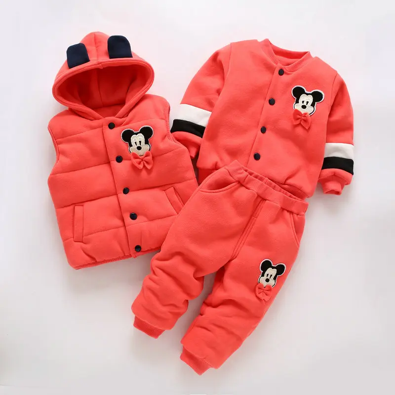 red mickey Лидер продаж года, комплект зимней одежды из 3 предметов для маленьких детей, утепленная одежда на Хлопчатобумажной Подкладке для новорожденных мальчиков и девочек, От 0 до 3 лет жилет с капюшоном, пальто, топы, штаны - Цвет: red mickey