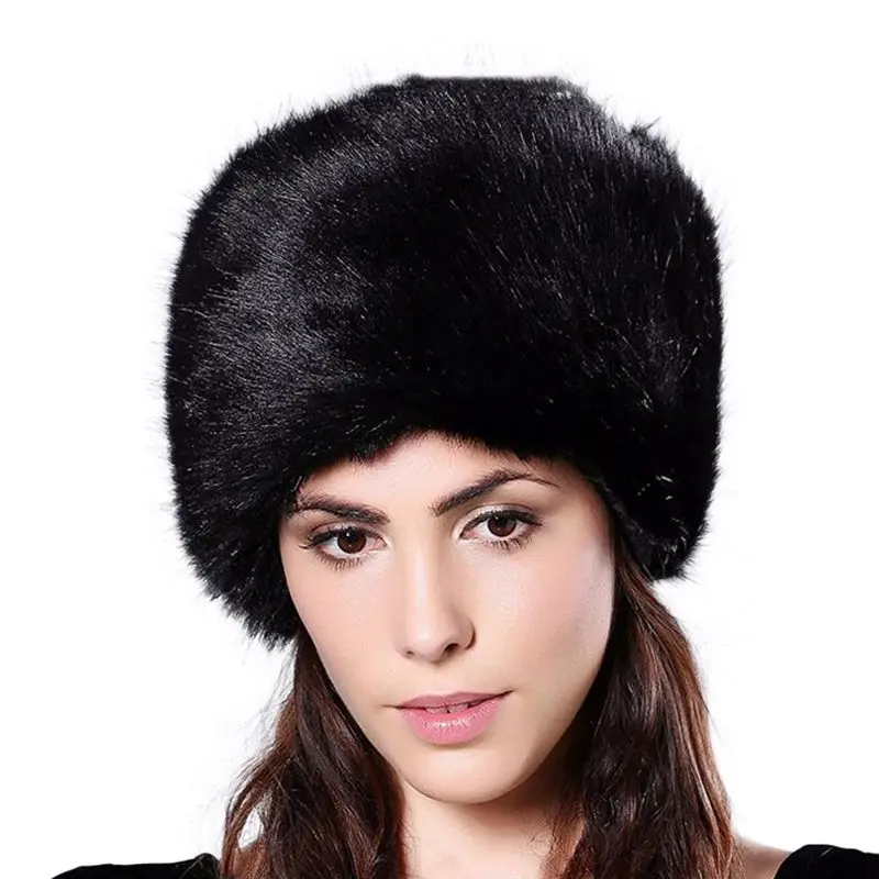 Меховая шапка зимняя теплая Женская однотонная элегантная мягкая пушистая из