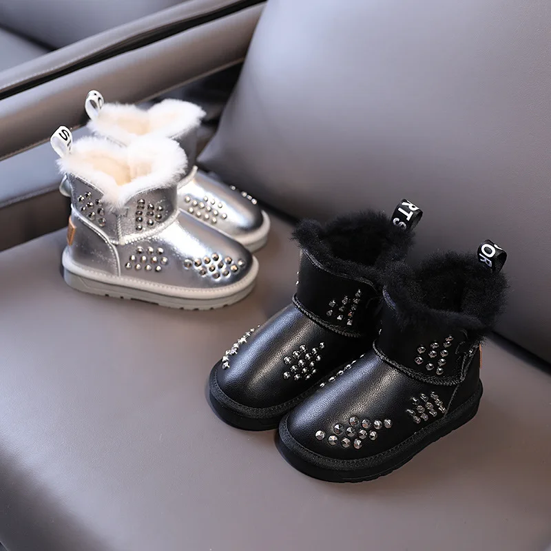 Ботильоны детские из ПУ кожи с заклепками на плюшевой подкладке без шнуровки