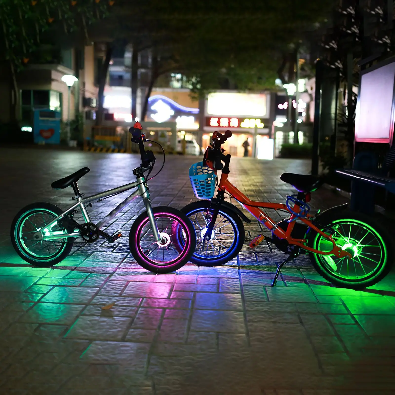

New Intelligent Sensing Bike Light Bicycle Wheel Hubs Warning Light Cycling Bike Night Alert Safety Lamp Flower Drum Lamp