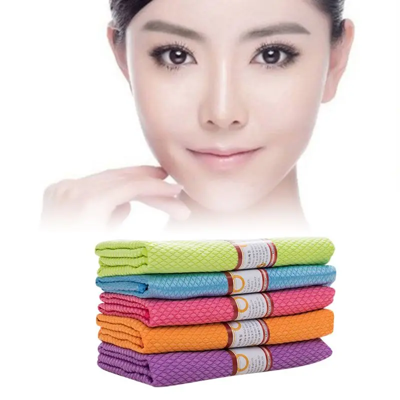 

Sky Window Glass Cleaning Cloth - JUST ADD Water No Detergents Needed 57BA